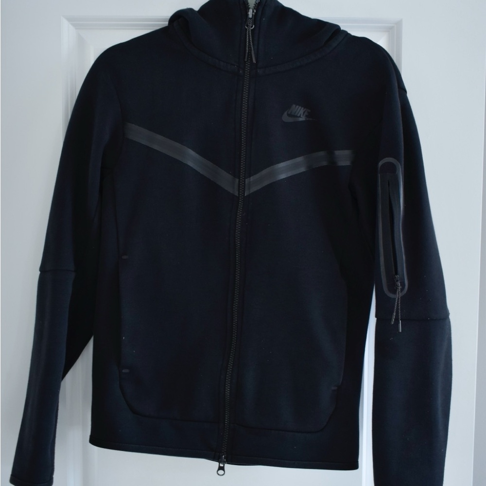Nike tech fleece